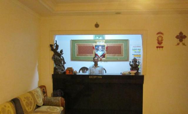 Hotel Surya Кхаджурахо Экстерьер фото