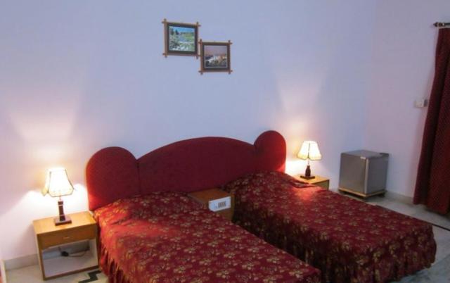 Hotel Surya Кхаджурахо Номер фото